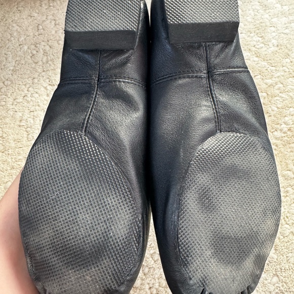 Theatricals Footwear Adult GUC Lace Up Jazz Shoes Size 11, Black - Picture 3 of 12